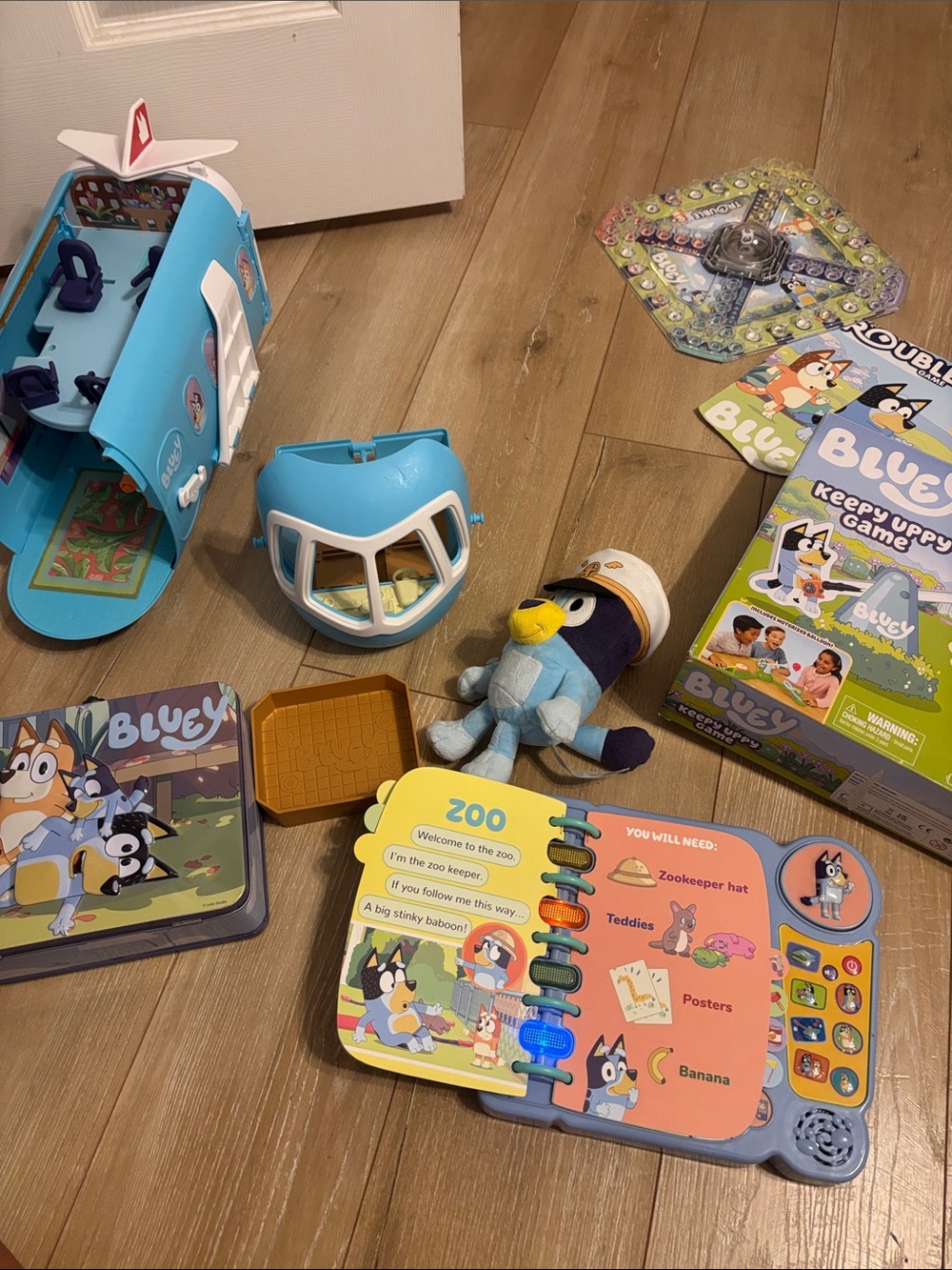 Bluey Bundle! Figures, games, storage and electronic book game.